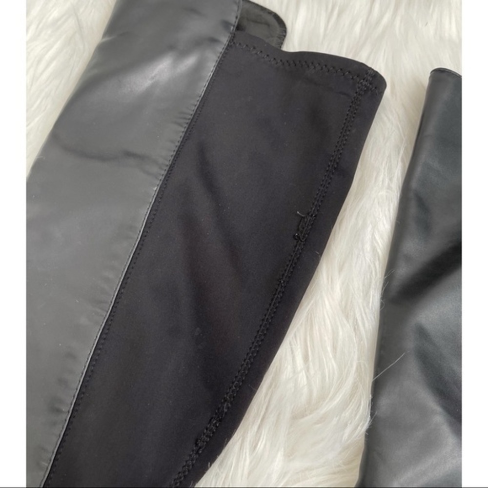 Black‎ Boots - Picture 6 of 6